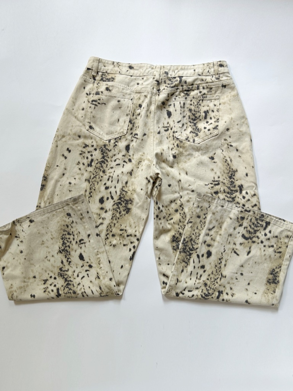 PrettyLittleThing Snow Leopard Slouchy Wide Leg Jeans Beige Size 12 - Picture 5 of 7